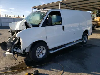 2024 GMC Savana Cargo Van with VIN 1GTW7AFP2R1233742, listed as a Copart auction lot 78205894 with 0 mi miles and Salvage Title. Bid and sale history available at carsss.com. Image 1.