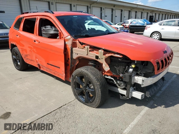 2021 Jeep Cherokee Altitude with VIN 1C4PJLLB0MD120101, listed as a Copart auction lot 57045855 with 61,377 mi miles and Salvage title. Bid and sale history available at DreamBid. Image 4.