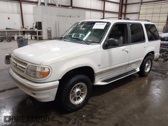 1998 Ford Explorer XLT с VIN 1FMZU35P6WZB26527, выставлен на аукционе IAAI как лот 42235991 с пробегом 215 020 миль миль и . История ставок и продаж доступна на DreamBid. Изображение 21.
