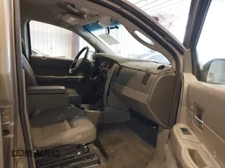 2005 Dodge Durango SLT with VIN 1D4HB48N45F606607, listed as a IAAI auction lot 42152830 with 181,185 mi miles and . Bid and sale history available at DreamBid. Image 5.