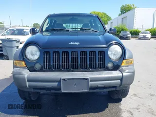 2006 Jeep Liberty Sport with VIN 1J4GL48K36W248651, listed as a IAAI auction lot 42057542 with 158,823 mi miles and . Bid and sale history available at carsss.com. Image 12.
