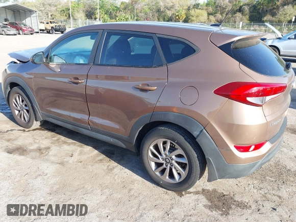 2017 Hyundai Tucson SE with VIN KM8J23A40HU525982, listed as a IAAI auction lot 41790898 with 107,715 mi miles. Bid and sale history available at carsss.com. Image 3.