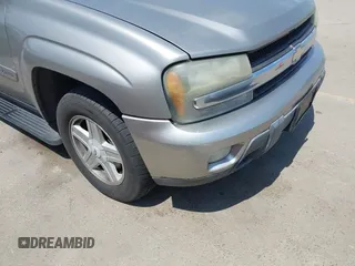 2003 Chevrolet TrailBlazer EXT LT with VIN 1GNES16S736233526, listed as a IAAI auction lot 42193747 with 197,471 mi miles. Bid and sale history available at carsss.com. Image 15.