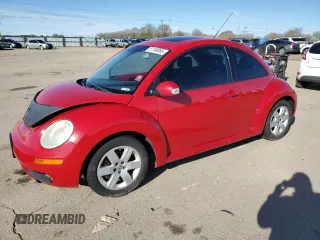 2007 Volkswagen New Beetle Coupe with VIN 3VWRW31C17M501564, listed as a Copart auction lot 51180065 with 0 mi miles and Salvage Title. Bid and sale history available at carsss.com. Image 1.