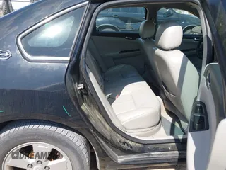 2008 Chevrolet Impala LT with VIN 2G1WT58K589229093, listed as a IAAI auction lot 42062082 with 136,961 mi miles and . Bid and sale history available at DreamBid. Image 8.