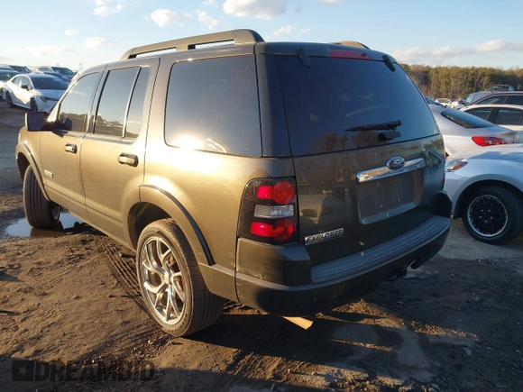 2008 Ford Explorer XLT with VIN 1FMEU63E38UA67079, listed as a IAAI auction lot 41398034 with 239,724 mi miles. Bid and sale history available at carsss.com. Image 3.