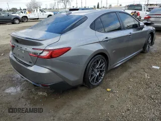 2025 Toyota Camry LE with VIN 4T1DAACK5SU527315, listed as a Copart auction lot 43651805 with 11,085 mi miles and Salvage Title. Bid and sale history available at DreamBid. Image 3.