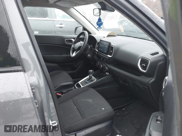 2020 Hyundai Venue SE with VIN KMHRB8A34LU040809, listed as a IAAI auction lot 41509125 with 63,335 mi miles and . Bid and sale history available at DreamBid. Image 5.
