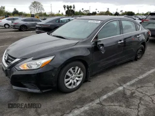 2018 Nissan Altima S with VIN 1N4AL3APXJC277396, listed as a Copart auction lot 53754785 with 58,465 mi miles and Salvage Title. Bid and sale history available at DreamBid. Image 1.