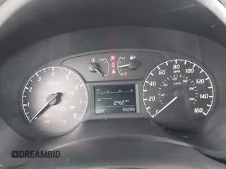 2015 Nissan Sentra SV z VIN 3N1AB7AP9FY319370, wystawiony jako IAAI lot #42098193 z przebiegiem 95 099 mil mil oraz . Historia ofert i sprzedaży dostępna na DreamBid. Obrazek 7.