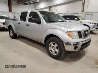 2007 Nissan Frontier SE z VIN 1N6AD09U17C417082, wystawiony jako Copart lot #43327625 z przebiegiem 171 440 mil mil oraz Czysty tytuł • Clean title. Historia ofert i sprzedaży dostępna na DreamBid. Obrazek 4.