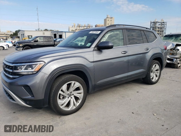 2022 Volkswagen Atlas SE with VIN 1V2WR2CA3NC559224, listed as a Copart auction lot 76897664 with 31,207 mi miles and Salvage title. Bid and sale history available at DreamBid. Image 1.