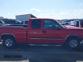 2004 Chevrolet Silverado 1500 LS with VIN 1GCEC19V84Z142003, listed as a IAAI auction lot 41998056 with 214,671 mi miles. Bid and sale history available at carsss.com. Image 13.