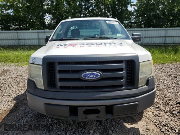2009 Ford F-150 XL with VIN 1FTPF12V49KB76109, listed as a Copart auction lot 63595754 with 160,579 mi miles and Salvage Title. Bid and sale history available at carsss.com. Image 5.