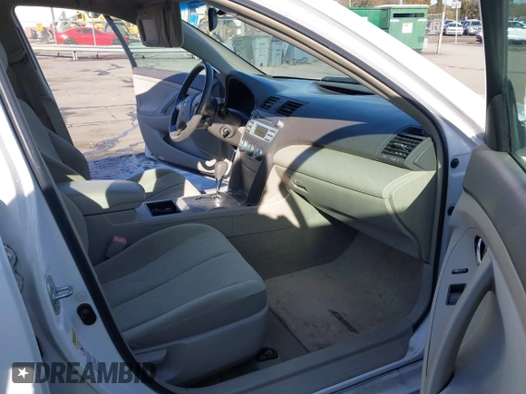 2008 Toyota Camry LE with VIN 4T1BE46K88U752605, listed as a IAAI auction lot 40771716 with 222,600 mi miles. Bid and sale history available at carsss.com. Image 5.