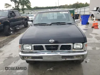 1994 Nissan Frontier XE z VIN 1N6SD16S3RC305688, wystawiony jako Copart lot #54371715 z przebiegiem 207 543 mil mil oraz Szkoda całkowita • Salvage title. Historia ofert i sprzedaży dostępna na DreamBid. Obrazek 5.