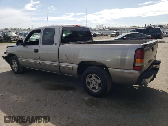2000 Chevrolet Silverado 1500 LS with VIN 2GCEC19T3Y1202329, listed as a Copart auction lot 52712345 with 149,669 mi miles and Salvage Title. Bid and sale history available at DreamBid. Image 2.