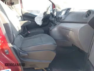 2018 Nissan NV200 SV z VIN 3N6CM0KN1JK701969, wystawiony jako IAAI lot #41600810 z przebiegiem Nie podano mil oraz . Historia ofert i sprzedaży dostępna na DreamBid. Obrazek 5.
