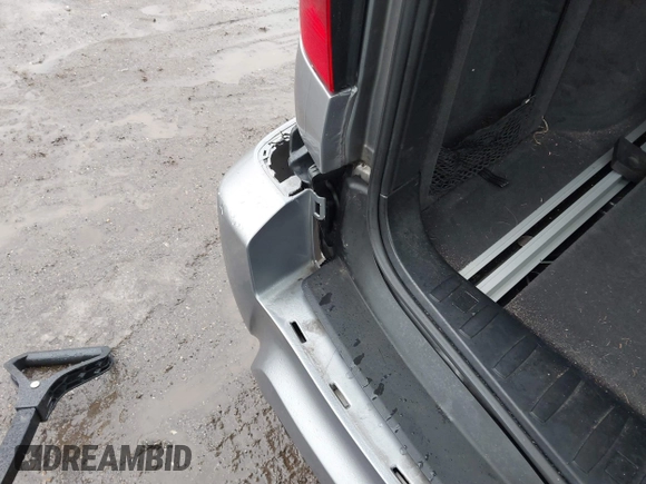2006 BMW X3 3.0i with VIN WBXPA93446WG76347, listed as a IAAI auction lot 41649511 with 137,316 mi miles and . Bid and sale history available at DreamBid. Image 12.