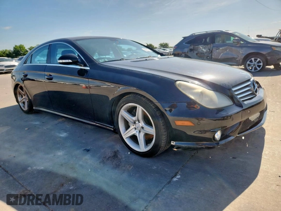 2008 Mercedes-Benz CLS 550 с VIN WDDDJ72X68A128238, выставлен на аукционе Copart как лот 62671615 с пробегом 146 611 миль миль и Чистый • Clean title. История ставок и продаж доступна на DreamBid. Изображение 4.