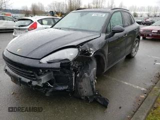 2019 Porsche Cayenne z VIN WP1AA2AY8KDA15633, wystawiony jako Copart lot #68415951 z przebiegiem 17 245 mil mil oraz . Historia ofert i sprzedaży dostępna na DreamBid. Obrazek 2.