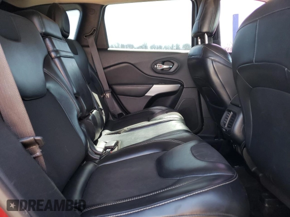 2018 Jeep Cherokee Latitude Plus with VIN 1C4PJLLB8JD622754, listed as a Copart auction lot 48239075 with 212,331 mi miles and Salvage Title. Bid and sale history available at carsss.com. Image 11.