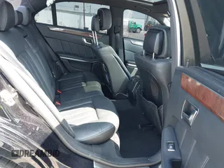 2014 Mercedes-Benz E 550 Sport with VIN WDDHF9BB3EA853780, listed as a IAAI auction lot 42098579 with 156,713 mi miles and . Bid and sale history available at DreamBid. Image 8.