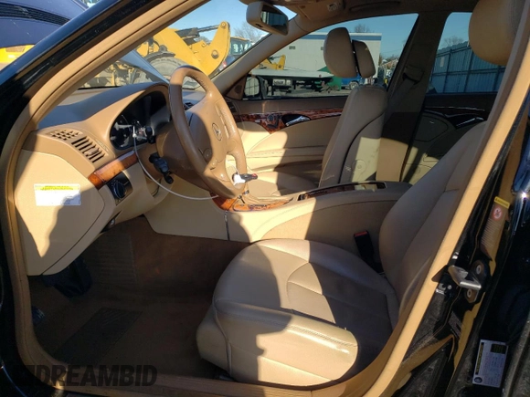 2008 Mercedes-Benz E 350 Luxury z VIN WDBUF87X48B277895, wystawiony jako Copart lot #45256465 z przebiegiem 150 145 mil mil oraz Szkoda całkowita • Salvage title. Historia ofert i sprzedaży dostępna na DreamBid. Obrazek 7.