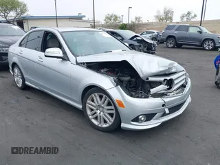 2009 Mercedes-Benz C 300 Sport z VIN WDDGF54X79R069574, wystawiony jako IAAI lot #42126822 z przebiegiem 59 659 mil mil oraz . Historia ofert i sprzedaży dostępna na DreamBid. Obrazek 1.