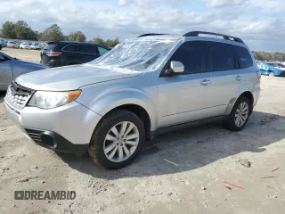 2011 Subaru Forester 2.5X Premium with VIN JF2SHBCC4BH747545, listed as a Copart auction lot 43462125 with 0 mi miles and Salvage Title. Bid and sale history available at carsss.com. Image 1.
