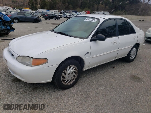 1997 Ford Escort LX with VIN 1FALP13PXVW233269, listed as a Copart auction lot 43921875 with 58,621 mi miles and Clean Title. Bid and sale history available at carsss.com. Image 1.