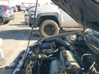 2000 Honda Accord LX с VIN 3HGCG6651YG701511, выставлен на аукционе IAAI как лот 43040645 с пробегом 251 297 миль миль и . История ставок и продаж доступна на DreamBid. Изображение 14.