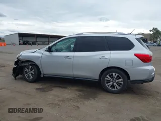 2018 Nissan Pathfinder SL with VIN 5N1DR2MN6JC612384, listed as a IAAI auction lot 41787986 with 149,247 mi miles. Bid and sale history available at carsss.com. Image 14.