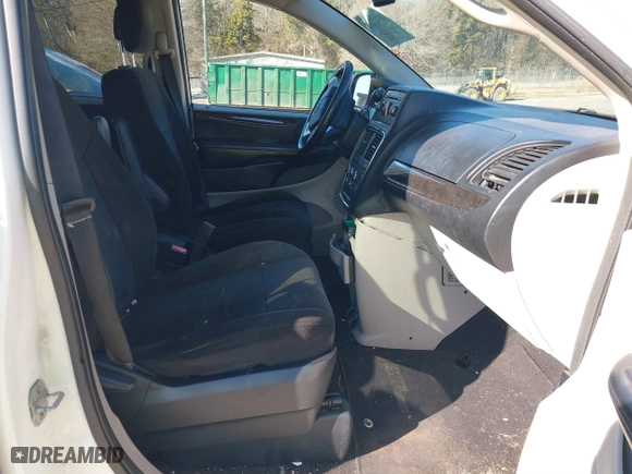 2012 Dodge Grand Caravan SE with VIN 2C4RDGBG1CR214990, listed as a IAAI auction lot 41737352 with 273,821 mi miles. Bid and sale history available at carsss.com. Image 5.