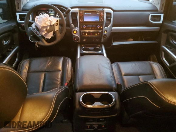 2018 Nissan Titan Pro-4X z VIN 1N6AA1E55JN505223, wystawiony jako Copart lot #85542844 z przebiegiem 113 601 mil mil oraz Szkoda całkowita • Salvage title. Historia ofert i sprzedaży dostępna na DreamBid. Obrazek 8.