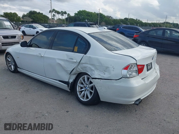 2011 BMW 3 Series 328i with VIN WBAPH5G50BNM79321, listed as a IAAI auction lot 41610507 with 83,150 mi miles and . Bid and sale history available at carsss.com. Image 3.