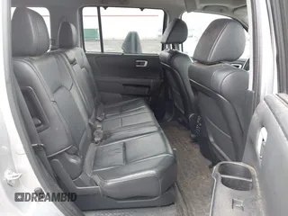 2015 Honda Pilot Touring with VIN 5FNYF4H94FB018152, listed as a IAAI auction lot 41812170 with 130,661 mi miles. Bid and sale history available at carsss.com. Image 8.