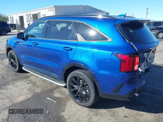 2022 Kia Sorento SX z VIN 5XYRKDLF4NG112780, wystawiony jako IAAI lot #41856274 z przebiegiem 27 415 mil mil oraz . Historia ofert i sprzedaży dostępna na DreamBid. Obrazek 3.