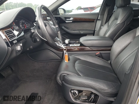 2016 Audi A8 3.0T с VIN WAU34AFD2GN001811, выставлен на аукционе Copart как лот 62304935 с пробегом 76 161 миль миль и Списание • Salvage title. История ставок и продаж доступна на DreamBid. Изображение 7.
