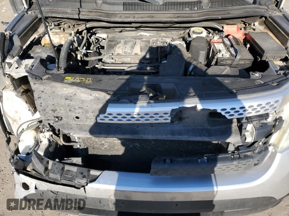 2011 Ford Explorer XLT with VIN 1FMHK8D85BGA74984, listed as a Copart auction lot 45107505 with 193,625 mi miles and Salvage title. Bid and sale history available at DreamBid. Image 12.