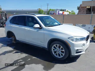 2016 BMW X5 xDrive35i z VIN 5UXKR0C52G0U12547, wystawiony jako IAAI lot #42301003 z przebiegiem 103 328 mil mil oraz . Historia ofert i sprzedaży dostępna na DreamBid. Obrazek 1.