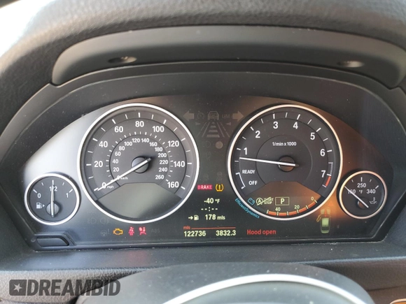 2013 BMW 3 Series 328i with VIN WBA3C1C56DF437440, listed as a Copart auction lot 61389475 with 122,736 mi miles and Salvage title. Bid and sale history available at DreamBid. Image 9.