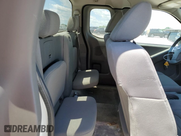2015 Nissan Frontier S with VIN 1N6BD0CT6FN749428, listed as a Copart auction lot 58000685 with 211,574 mi miles and Clean title. Bid and sale history available at DreamBid. Image 10.