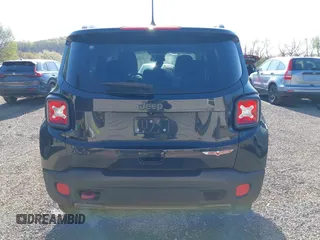 2018 Jeep Renegade Trailhawk with VIN ZACCJBCB7JPH63647, listed as a IAAI auction lot 42103197 with 106,383 mi miles and . Bid and sale history available at DreamBid. Image 15.