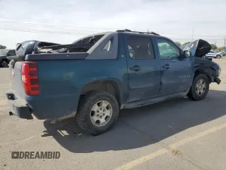 2007 Chevrolet Avalanche 1LT z VIN 3GNFK12377G125365, wystawiony jako Copart lot #75226174 z przebiegiem 198 496 mil mil oraz Szkoda całkowita • Salvage title. Historia ofert i sprzedaży dostępna na DreamBid. Obrazek 3.