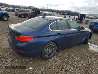 2019 BMW 5 Series 530i with VIN WBAJA5C52KWW14762, listed as a Copart auction lot 86589314 with 36,035 mi miles and Salvage Title. Bid and sale history available at carsss.com. Image 3.