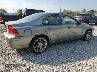 2006 Volvo S60 2.4L Turbo with VIN YV1RS547362544098, listed as a Copart auction lot 71553824 with 132,023 mi miles and Clean Title. Bid and sale history available at carsss.com. Image 3.