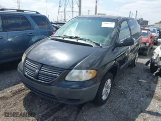 2005 Dodge Caravan SE with VIN 1D4GP25BX5B319579, listed as a IAAI auction lot 42005154 with 191,967 mi miles. Bid and sale history available at carsss.com. Image 2.