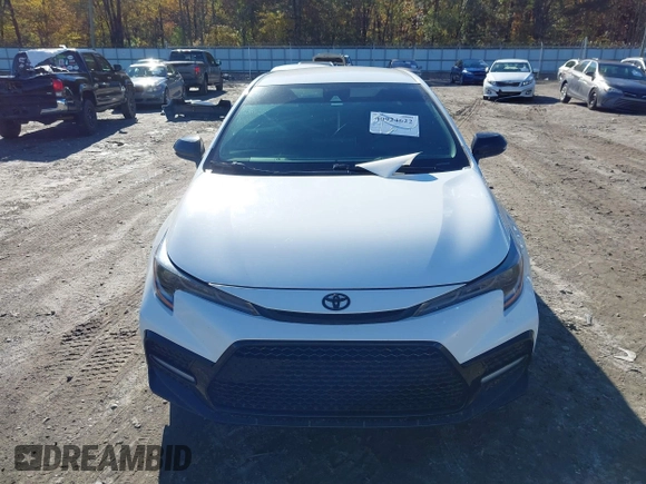 2021 Toyota Corolla SE with VIN 5YFS4MCE2MP076133, listed as a IAAI auction lot 40924622 with 95,730 mi miles. Bid and sale history available at carsss.com. Image 12.