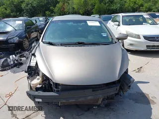 2016 Hyundai Elantra SE z VIN 5NPDH4AE9GH793064, wystawiony jako IAAI lot #42506773 z przebiegiem 112 082 mil mil oraz . Historia ofert i sprzedaży dostępna na DreamBid. Obrazek 13.